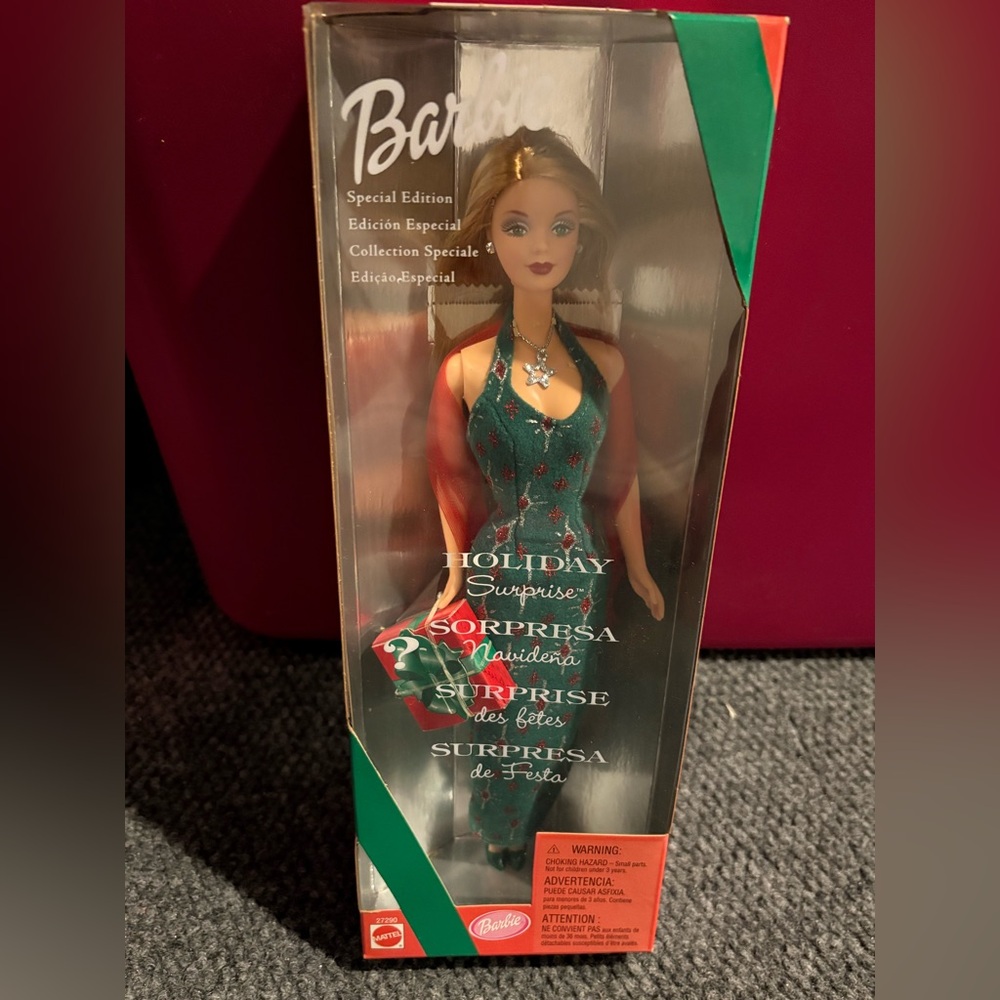 Holiday Surprise 2000 Barbie Doll